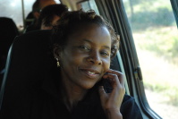Frau im Bus