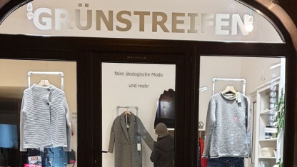 Grünstreifen Schaufenster Grünstreifen Schaufenster